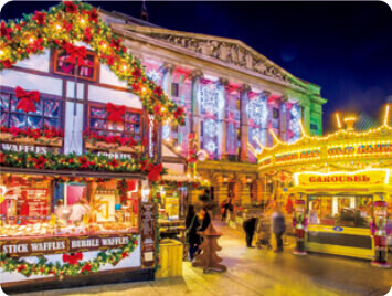 11-12月 ノッティンガム イギリス 世界のかわいい街と家 2022年カレンダーの画像