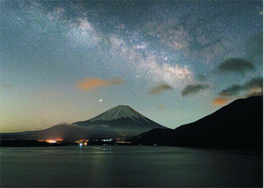 3月 本栖湖より天の川と富士山(山梨) 富士十二景 2022年カレンダーの画像