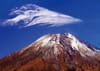 10月　初冠雪した富士山(山梨) 富士十二景 2024年カレンダーの画像