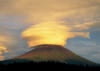 7月　笠雲と富士山(静岡) 富士十二景 2024年カレンダーの画像
